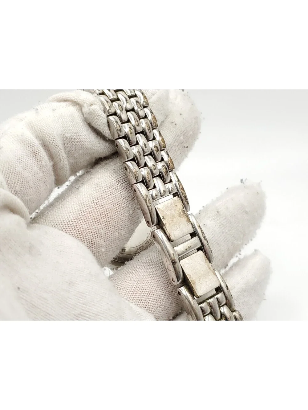 DMQ Quartz Watch Womens New Battery Silver Tone MOP Dial 26mm